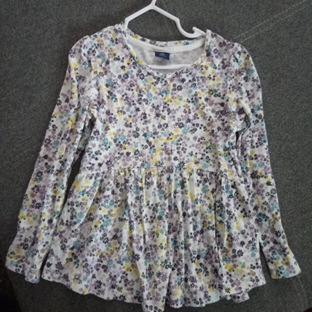 Baby Gap long sleeved top 5